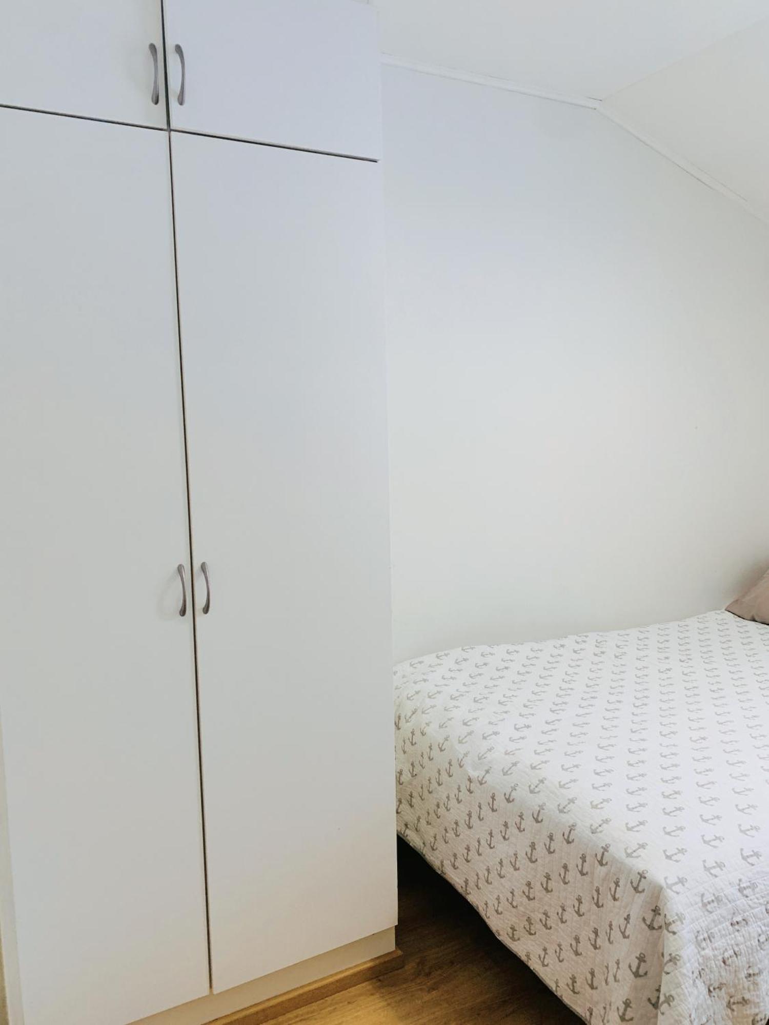 Private Rooms Near Metro, Free Parking,Direct Bus From Airport Helsinki Ngoại thất bức ảnh